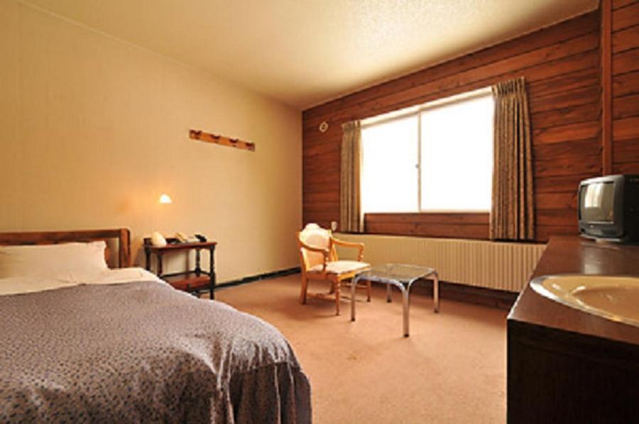Hotel Takimoto Yamanouchi  Buitenkant foto